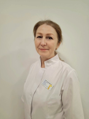 Заведующий поликлиникой-врач-педиатр Афанасьева Лариса Захаровна
